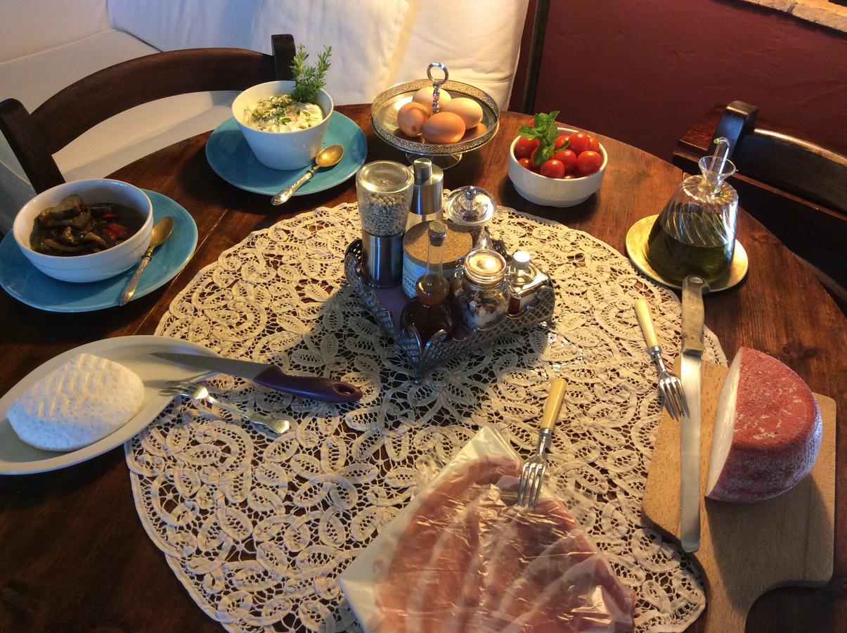 Locanda Ilune Pitigliano Bagian luar foto