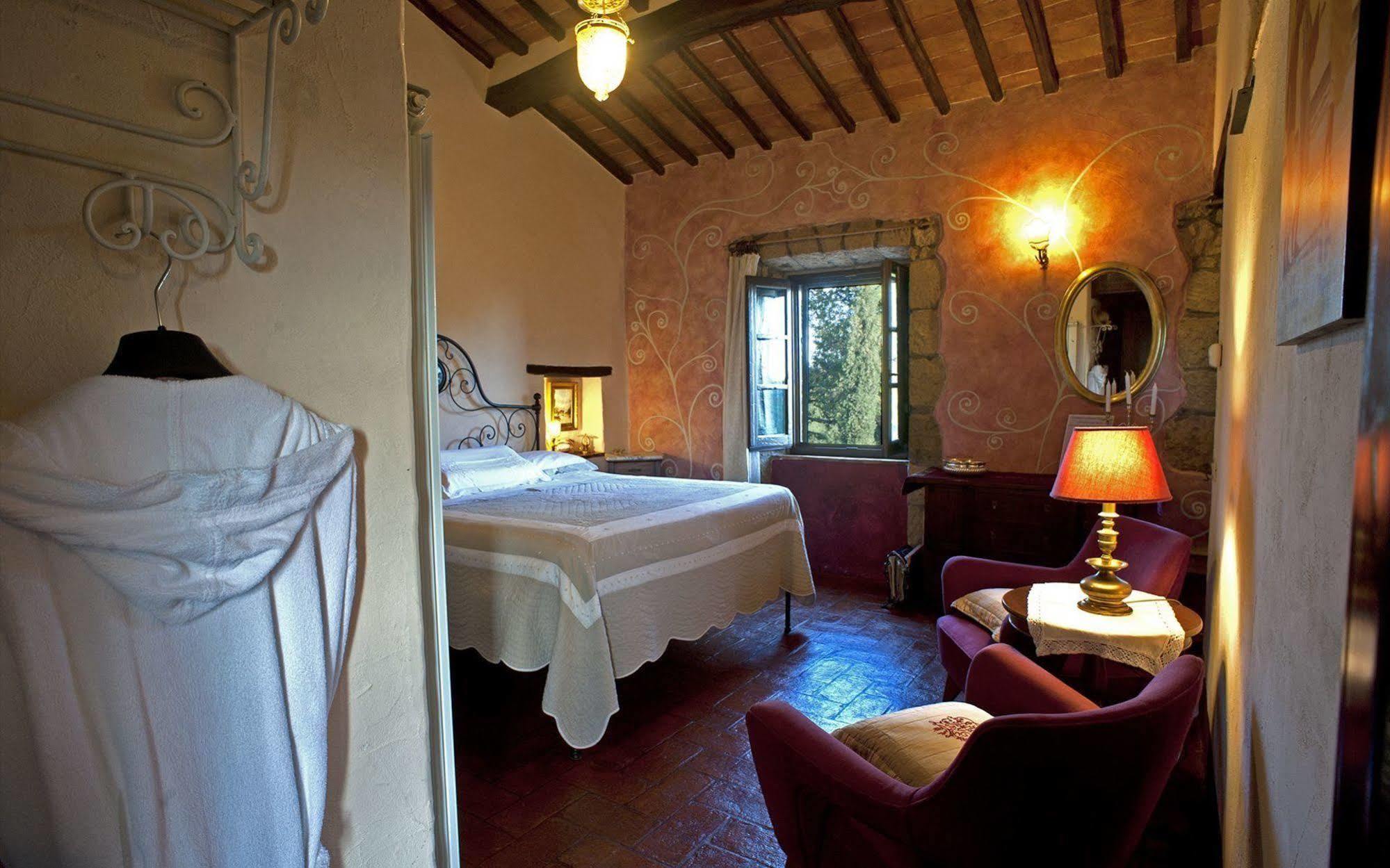 Locanda Ilune Pitigliano Bagian luar foto